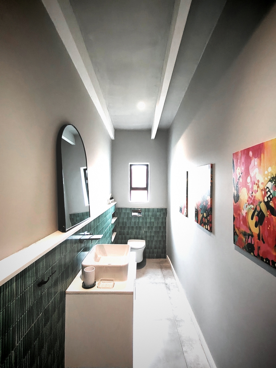 5 Bedroom Property for Sale in Brackenridge Western Cape